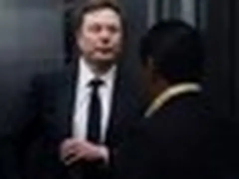 Nóng: Elon Musk bị điều tra hình sự