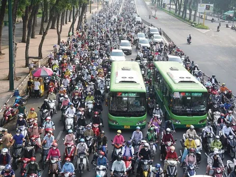 Hà Nội dự kiến hỗ trợ tới 5 triệu đồng cho người dân chuyển đổi xe máy điện