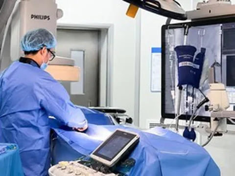 Cứu sống hai cụ bà đột quỵ nhồi máu não nặng